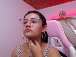Kathe-Mills235's Live Sex Cam Show