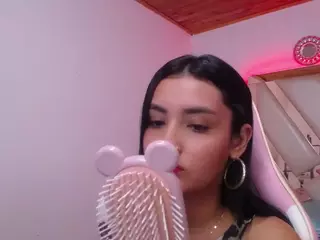 Kathe-Mills235's Live Sex Cam Show