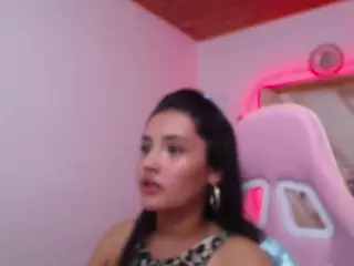Kathe-Mills235's Live Sex Cam Show