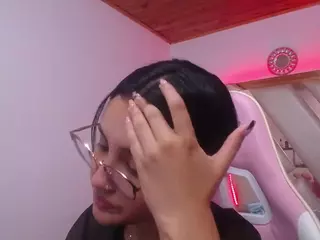Kathe-Mills235's Live Sex Cam Show
