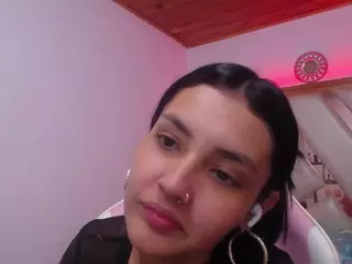 Kathe-Mills235's Live Sex Cam Show