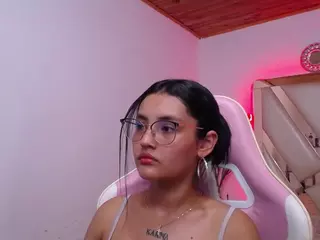 Kathe-Mills235's Live Sex Cam Show