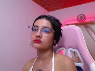 Kathe-Mills235's Live Sex Cam Show