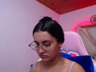 Kathe-Mills235's Live Sex Cam Show