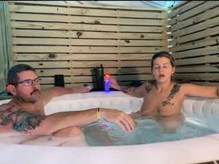 backitupwrennd Live Webcam on CamSoda