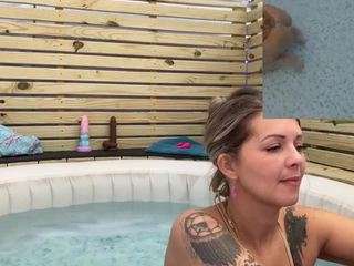 backitupwrennd Live Webcam on CamSoda