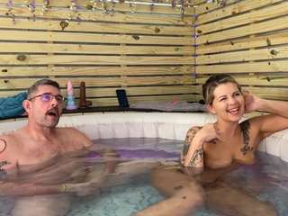 backitupwrennd Live Webcam on CamSoda