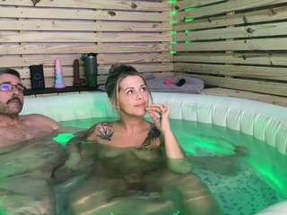 backitupwrennd Live Webcam on CamSoda