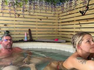 backitupwrennd Live Webcam on CamSoda