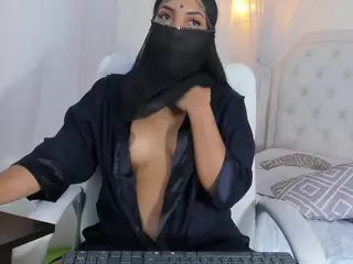 Kaiiraa's Live Sex Cam Show