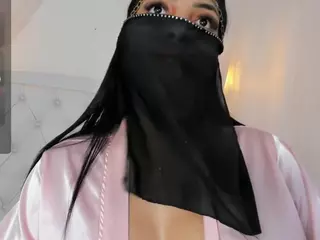 Kaiiraa's Live Sex Cam Show