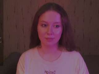 kira-m webcam model