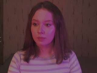 kira-m webcam model