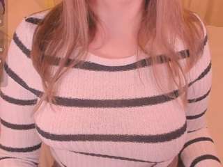 le modèle kira-m est en webcam porno dans un show sur le site camsoda, il possède les tags suivants: ass,pov,twerk,tease,strip,spanking,spank,shaved pussy,sexting,sex-toys,asshole,pussy,normal,natural,lush,green eyes,flashing,fingers,feet,control