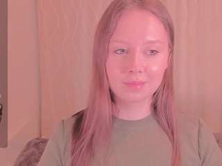 kira-m Live Webcam on CamSoda