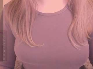 Dieses Model ist jetzt live. kira-m