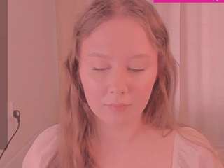 kira-m live webcam show