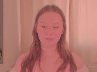 kira-m live webcam show