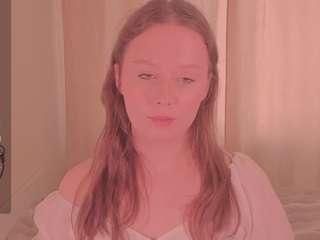 kira-m Live Webcam on CamSoda