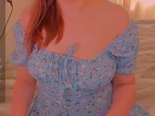 kira-m live webcam show