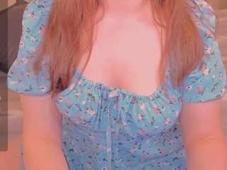 kira-m live cam preview