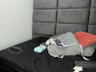 miiaa-white from CamSoda is Freechat