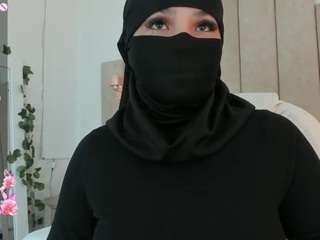 nashi-ra's CamSoda show and profile