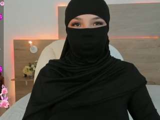 nashi-ra's CamSoda show and profile