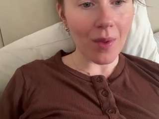 naughty-rosie live cam profile