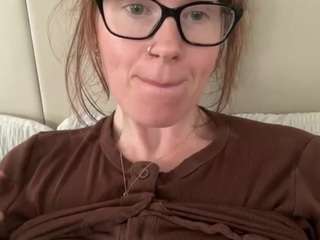 naughty-rosie live cam preview