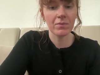naughty-rosie live cam preview
