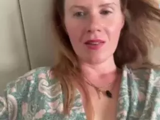 naughty-rosie's Live Sex Cam Show