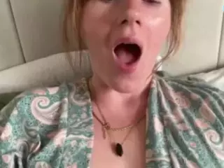naughty-rosie's Live Sex Cam Show