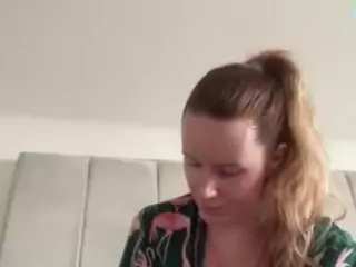 naughty-rosie's Live Sex Cam Show