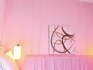Nikki-Butt's Live Sex Cam Show