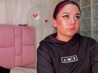 samantha-blck Live Webcam on CamSoda