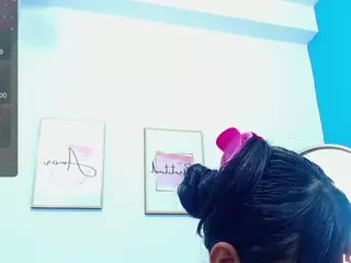 yourcuteneighbourr's Live Sex Cam Show