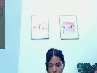 yourcuteneighbourr's Live Sex Cam Show