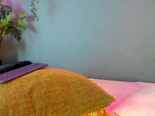 mady-madison Live Webcam on CamSoda