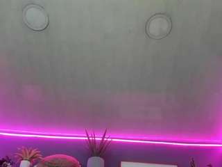 mady-madison Live Webcam on CamSoda