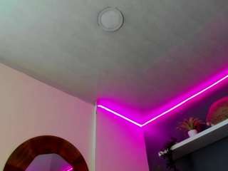 mady-madison Live Webcam on CamSoda
