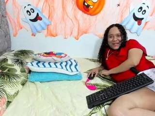 mili-evans webcam