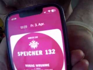 sideshowcan's CamSoda show and profile