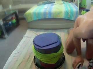 sideshowcan's CamSoda show and profile