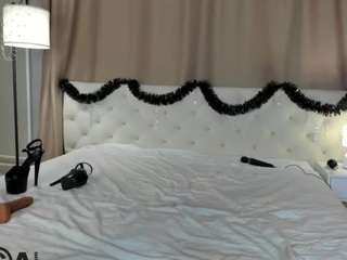 valerie-woods webcam