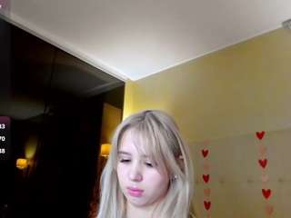 valerie-woods's CamSoda show and profile