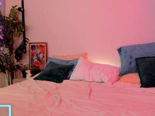 Valerie live cam preview
