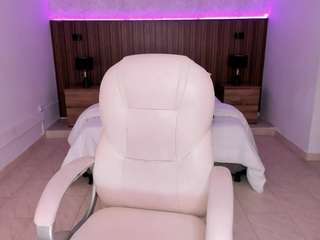 karlaa-james's CamSoda show and profile