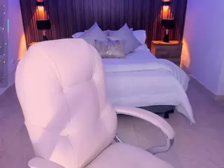 karlaa-james's Live Sex Cam Show