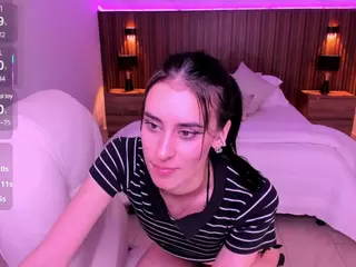 karlaa-james's Live Sex Cam Show
